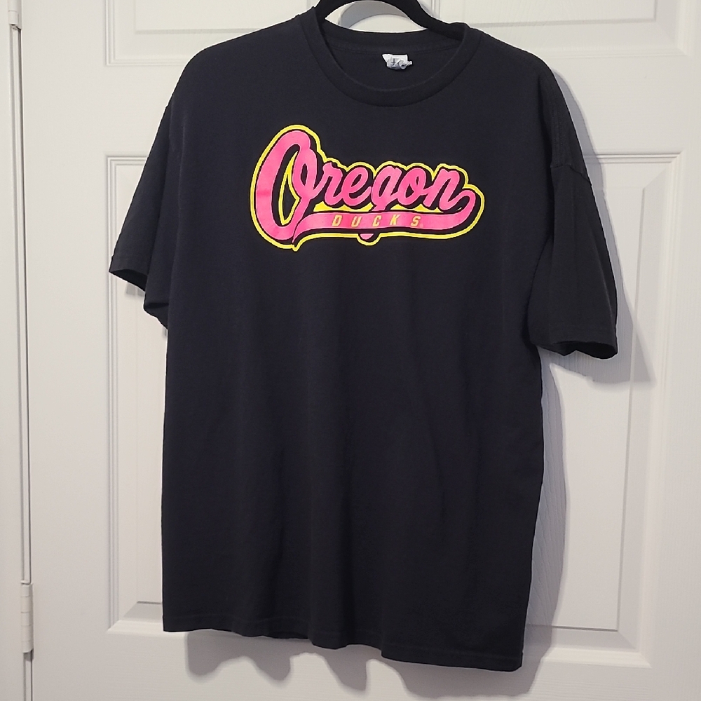 Oregon Ducks Delta Black Tee with Pink Letters Unisex Size XL